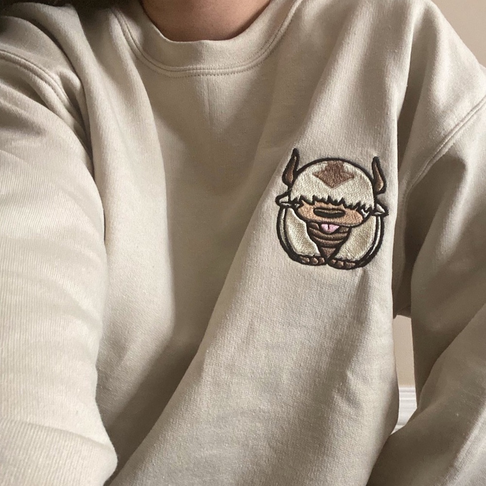 Appa Embroidered Crewneck